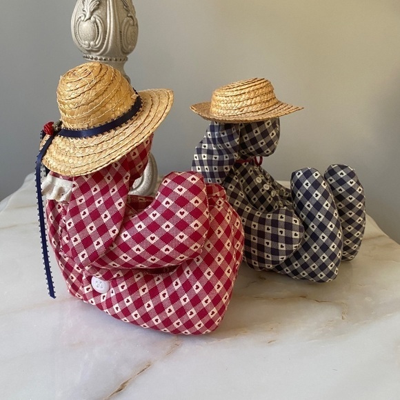 Jointed Bunnies with Straw Hats Folk Country Red & Blue Checked Heart Calico - Picture 4 of 11